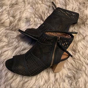 Qupid Women’s Booties